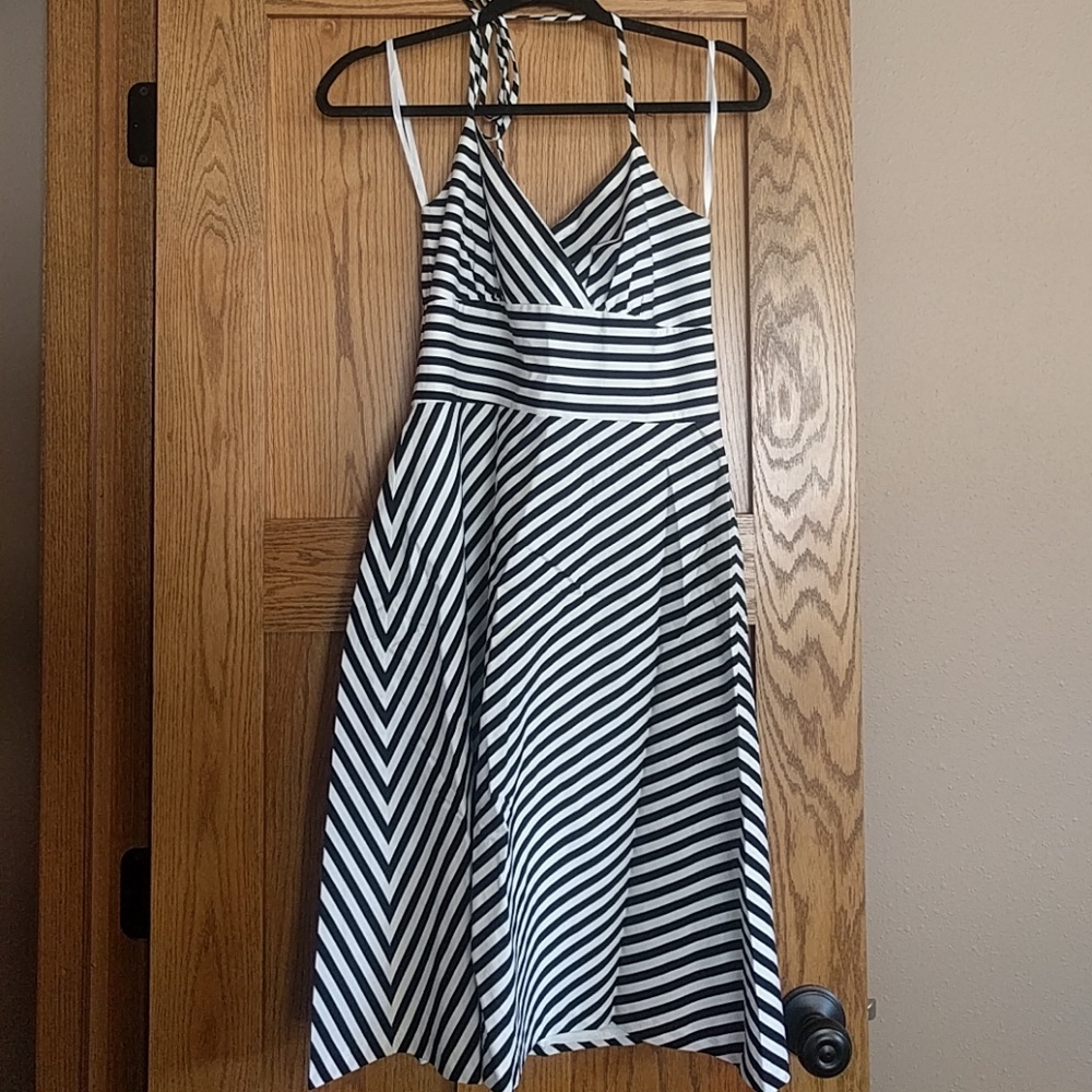 White House/Black Market - Dress